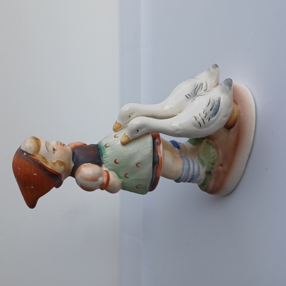 Vintage Napco "Goose Girl" Figurine